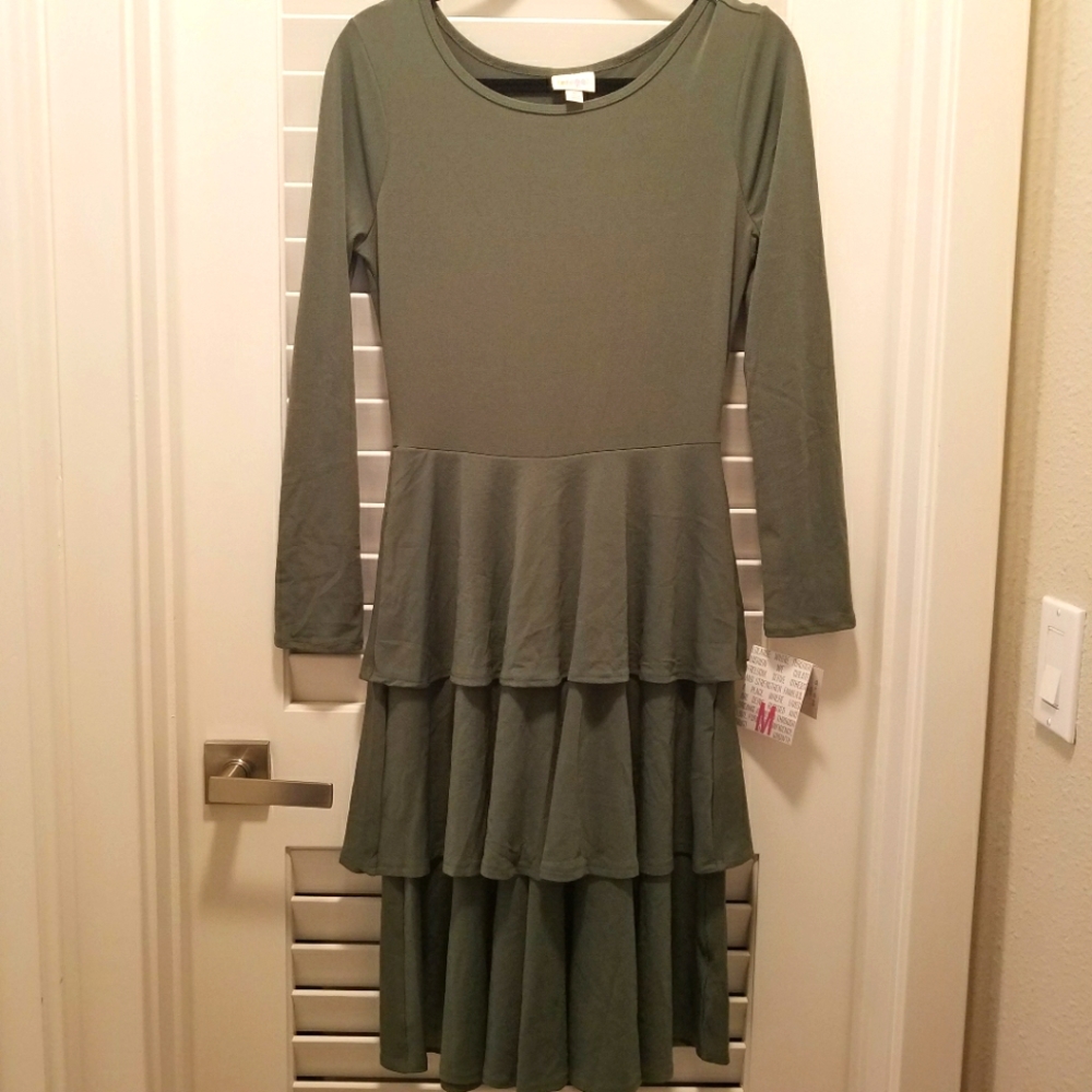 LLL_Stretchy Ruffle Tier "Georgia" Dress
